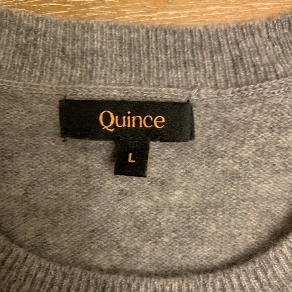 Quince   Mongolian Heather Gray  Cashmere Sweater - Picture 10 of 10
